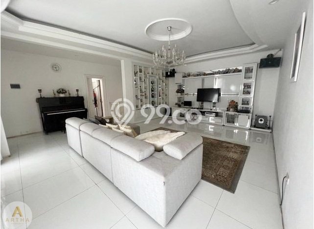 Rumah Elit Modern Tanpa Renovasi di Pondok Hijau Bandung Rumah Elit Modern Tanpa Renovasi di Pondok Hijau Bandung