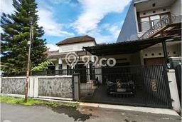 Dijual Cepat Rumah Bagus Siap Huni LB 225m2 di Batununggal, Bandung Dijual Cepat Rumah Bagus Siap Huni LB 225m2 di Batununggal, Bandung