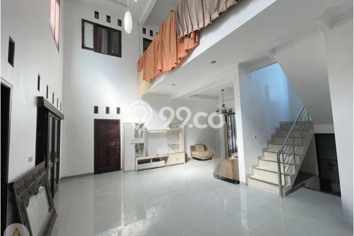 Rumah Elit Modern Tanpa Renovasi di Setiabudi Bandung Rumah Elit Modern Tanpa Renovasi di Setiabudi Bandung
