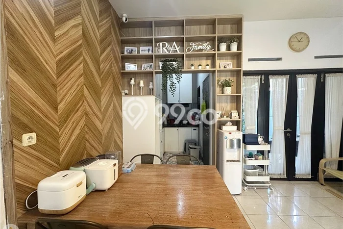 Rumah Luas Asri 3 KT Siap Pakai di Buah Batu Bandung Rumah Luas Asri 3 KT Siap Pakai di Buah Batu Bandung