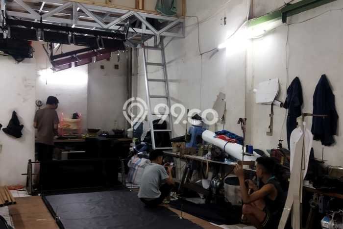 Disewakan Ruko di Kawasan Ramai Cibeureum Luas 90m2 Disewakan Ruko di Kawasan Ramai Cibeureum Luas 90m2