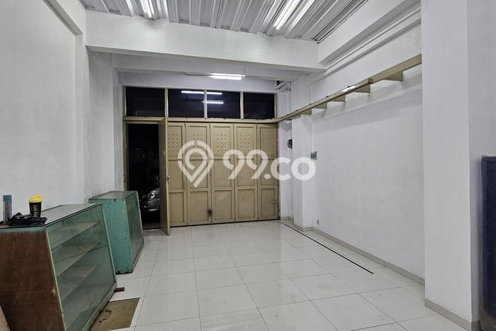 Unit Ruko Dijual di Bojongloa Kaler Bandung Luas Tanah 71m2, Luas Bangunan 240m2 Unit Ruko Dijual di Bojongloa Kaler Bandung Luas Tanah 71m2, Luas Bangunan 240m2