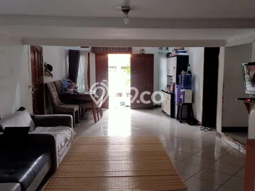 Dijual Cepat Rumah Favorit Siap Huni LB 300m2 di Babakan Ciparay, Bandung Dijual Cepat Rumah Favorit Siap Huni LB 300m2 di Babakan Ciparay, Bandung