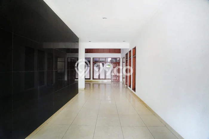 Area Ramai! Komersial Dijual di Antapani untuk Bisnis Luas Bangunan 700m2 Area Ramai! Komersial Dijual di Antapani untuk Bisnis Luas Bangunan 700m2