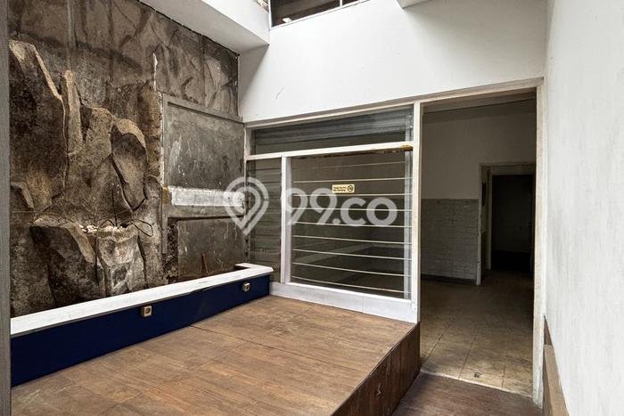 Rumah Bagus Siap Pakai Di Lengkong Luas 180m2 Lokasi Strategis Rumah Bagus Siap Pakai Di Lengkong Luas 180m2 Lokasi Strategis