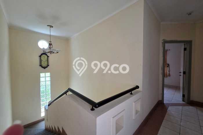 Rumah Luxury Modern Tanpa Renovasi di Geger Kalong Bandung Rumah Luxury Modern Tanpa Renovasi di Geger Kalong Bandung