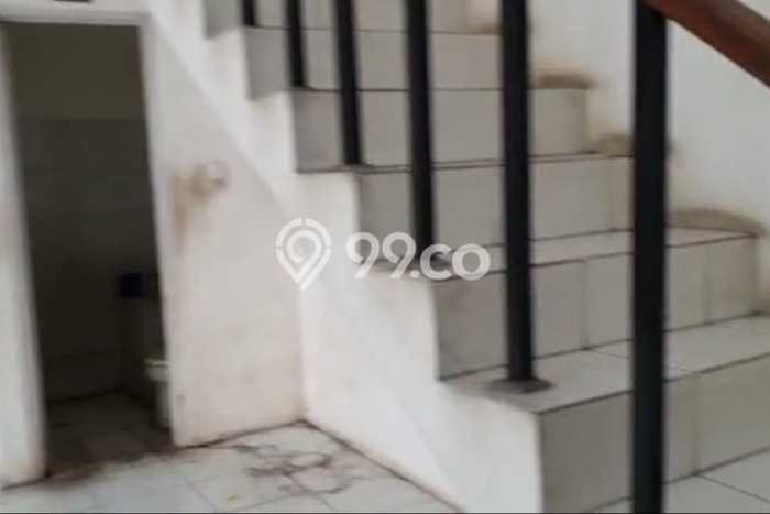 Disewakan Gudang Bisnis di Babakan Ciparay Bandung Harga Sewa Menarik Bisa Nego Disewakan Gudang Bisnis di Babakan Ciparay Bandung Harga Sewa Menarik Bisa Nego