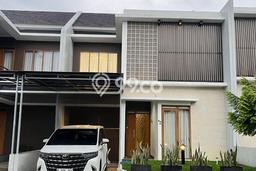 Jual Rumah Mewah Megah Dengan View Cantik di Ciwaruga, Bandung Jual Rumah Mewah Megah Dengan View Cantik di Ciwaruga, Bandung