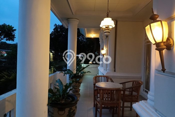 Rumah Luxury Modern Tanpa Renovasi di Cigadung Bandung Rumah Luxury Modern Tanpa Renovasi di Cigadung Bandung