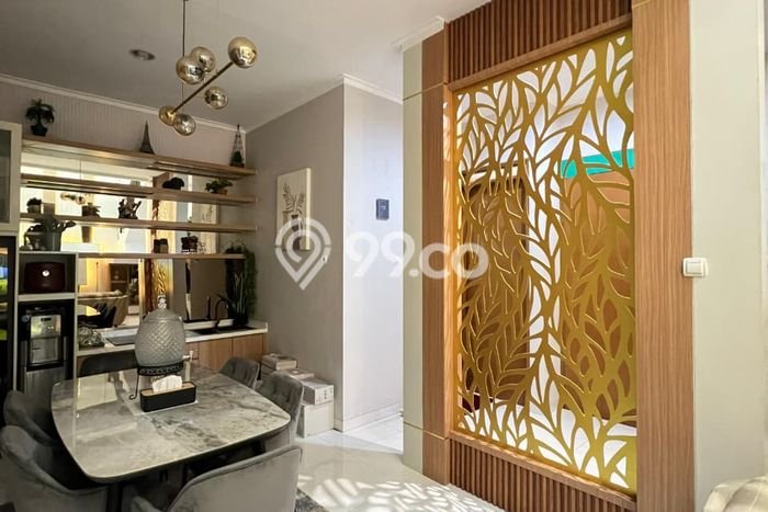 Jual Rumah Mewah Megah Dengan View Cantik di Ciwaruga, Bandung Jual Rumah Mewah Megah Dengan View Cantik di Ciwaruga, Bandung