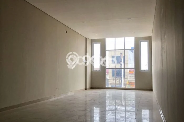 Unit Ruko Dijual di Jakarta Selatan LT 80m2 & LB 240m2 Unit Ruko Dijual di Jakarta Selatan LT 80m2 & LB 240m2
