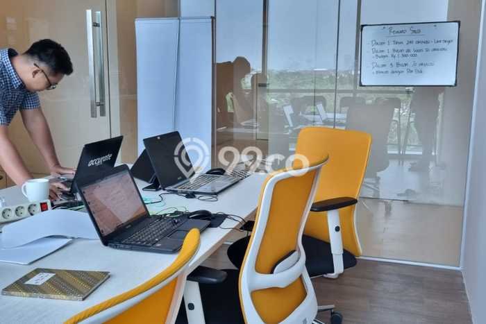 LOKASI PREMIUM! Kantor Kawasan , Luas 28m2m², Jalan Strategis LOKASI PREMIUM! Kantor Kawasan , Luas 28m2m², Jalan Strategis