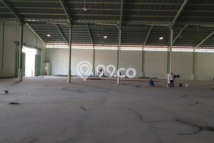 Gudang disewakan lokasi strategis Sepatan Tangerang 2016m2 Gudang disewakan lokasi strategis Sepatan Tangerang 2016m2