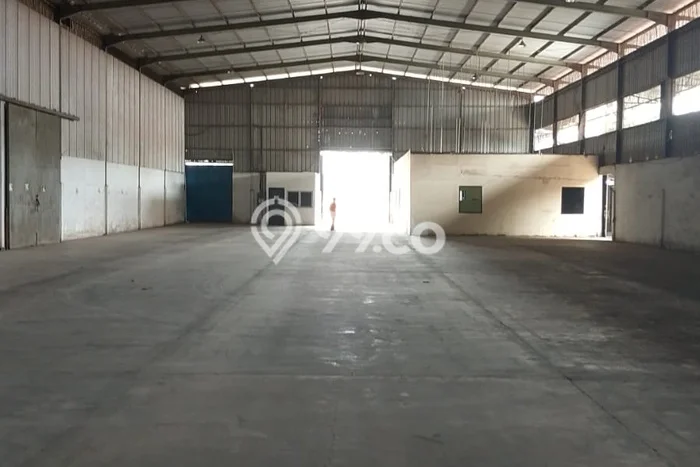 Disewakan Gudang di Kawasan Ramai Bekasi Luas 2016m2 Disewakan Gudang di Kawasan Ramai Bekasi Luas 2016m2