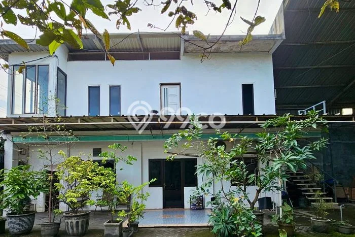 Unit Gudang disewakan di Gedangan Sidoarjo dengan LT 700m2 / LB 600m2 Unit Gudang disewakan di Gedangan Sidoarjo dengan LT 700m2 / LB 600m2
