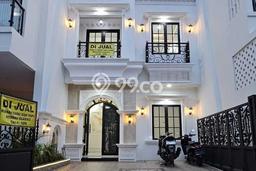 Hunian Cantik Minimalis Lb 180m2 di Jagakarsa, Jakarta Selatan Hunian Cantik Minimalis Lb 180m2 di Jagakarsa, Jakarta Selatan