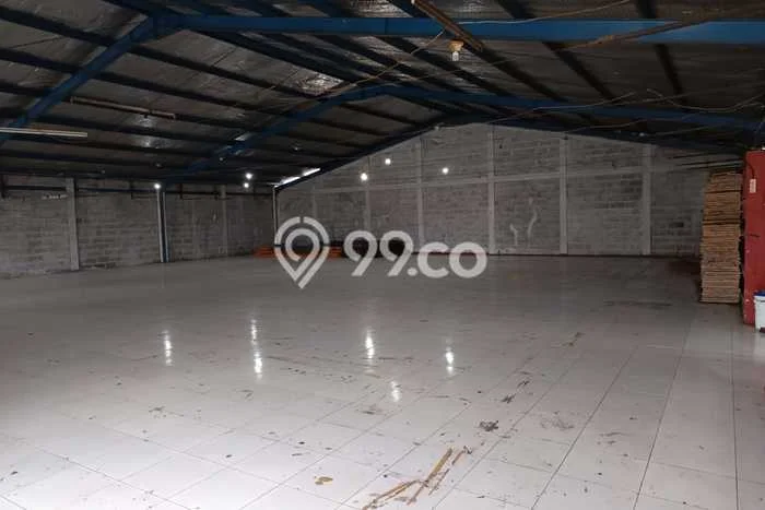 Gudang Area Komersial Kawasan , Luas 800m2m², Mainroad Gudang Area Komersial Kawasan , Luas 800m2m², Mainroad
