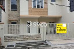 Rumah 4 KT 4 KM di Kawasan Sukolilo, Surabaya Rumah 4 KT 4 KM di Kawasan Sukolilo, Surabaya
