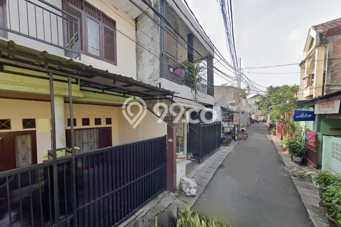 Kos-kosan Dijual di Terogong Jakarta Selatan Luas 200m2 Kos-kosan Dijual di Terogong Jakarta Selatan Luas 200m2