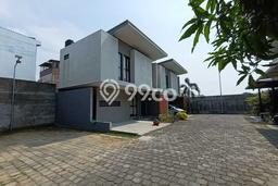 Dijual Cepat Rumah Favorit Siap Huni LB 115m2 di Colomadu, Solo Dijual Cepat Rumah Favorit Siap Huni LB 115m2 di Colomadu, Solo