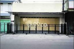 Unit Komersial Paling Strategis di Jebres Solo dengan LB 700m2 Unit Komersial Paling Strategis di Jebres Solo dengan LB 700m2
