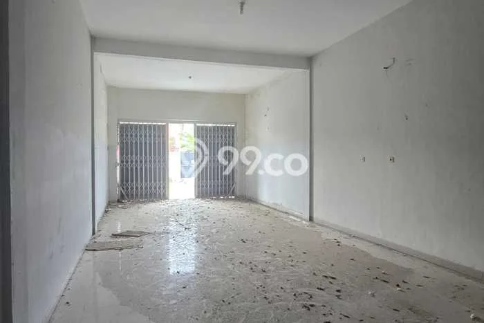 Area Ramai! Ruko Dijual di Nganjuk untuk Bisnis Luas Bangunan 156m2 Area Ramai! Ruko Dijual di Nganjuk untuk Bisnis Luas Bangunan 156m2