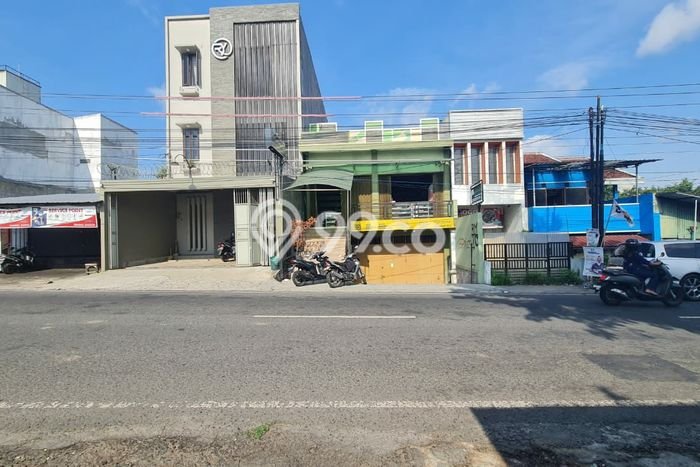Area Strategis! Disewakan Ruko Lokasi Banjarsari, Solo Cocok untuk Bisnis Area Strategis! Disewakan Ruko Lokasi Banjarsari, Solo Cocok untuk Bisnis