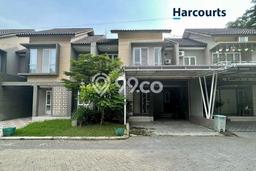 Rumah di Gentan, 3 KM, Akses Universitas, Luas 147m² LB 180m² Rumah di Gentan, 3 KM, Akses Universitas, Luas 147m² LB 180m²