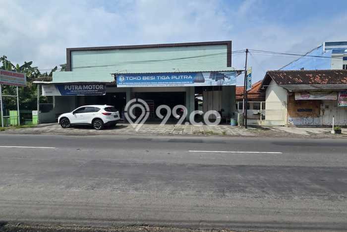 INVESTASI POTENSIAL! Ruko di Polokarto, Luas 400m², Kawasan Komersial INVESTASI POTENSIAL! Ruko di Polokarto, Luas 400m², Kawasan Komersial