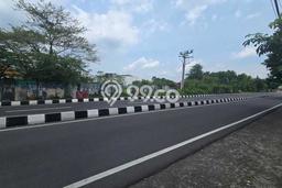 Jarang Ada! Tanah di Jajar Punya Luas 12304m2 SHM Jarang Ada! Tanah di Jajar Punya Luas 12304m2 SHM