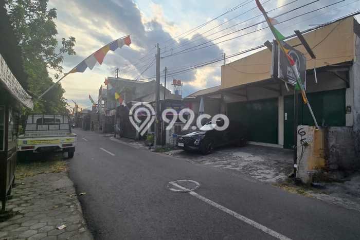 Kost untuk Dijual di Demangan Punya 12 Kamar Kost untuk Dijual di Demangan Punya 12 Kamar