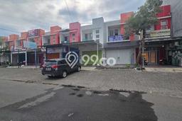 Area Ramai! Ruko Dijual di Nganjuk untuk Bisnis Luas Bangunan 156m2 Area Ramai! Ruko Dijual di Nganjuk untuk Bisnis Luas Bangunan 156m2