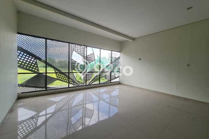Ruko Dijual Lokasi Emas di Kartasura Luas 225m2 Ruko Dijual Lokasi Emas di Kartasura Luas 225m2
