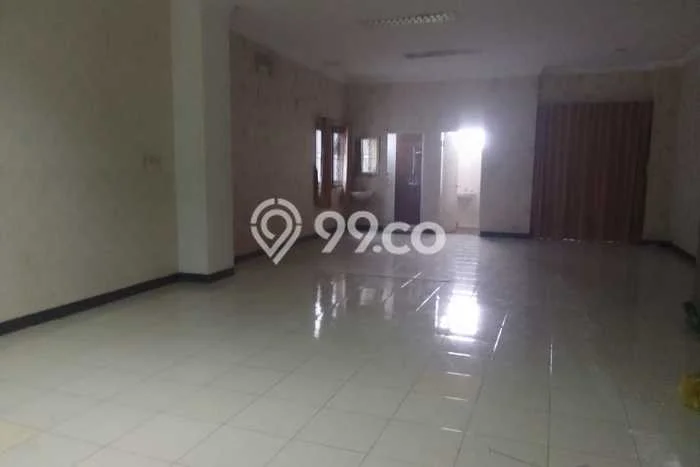 Ruko Disewa di Jakarta Pusat dengan LB 9m2 Area Komersial Ramai Ruko Disewa di Jakarta Pusat dengan LB 9m2 Area Komersial Ramai