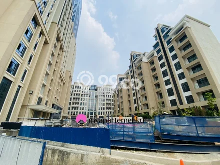 Dijual Apartemen Luxury di Thamrin 3 Kamar & 4 Kamar Mandi Dijual Apartemen Luxury di Thamrin 3 Kamar & 4 Kamar Mandi