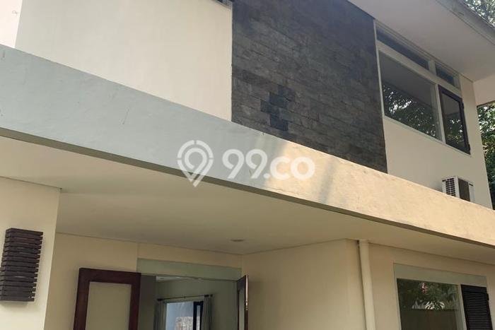 Rumah sewa siap huni 4 KT di Kuningan, Jakarta Selatan Rumah sewa siap huni 4 KT di Kuningan, Jakarta Selatan