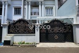 For Sale Rumah Elit Exclusive di Jagakarsa, Jakarta Selatan For Sale Rumah Elit Exclusive di Jagakarsa, Jakarta Selatan