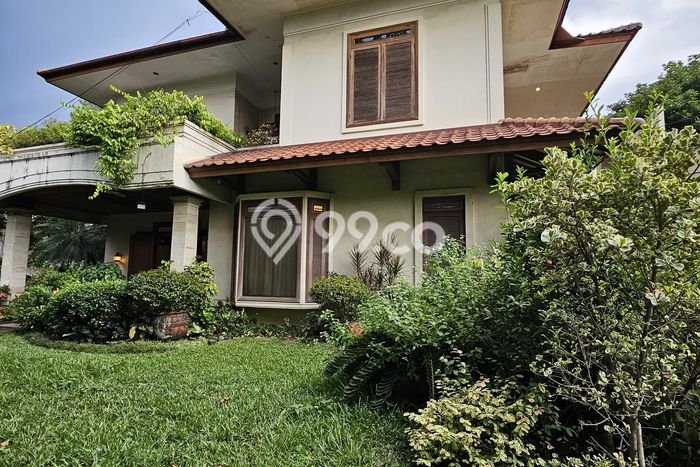 Hunian Eksklusif Dijual LT 1220m2 di Ciputat Timur, Tangerang Selatan Hunian Eksklusif Dijual LT 1220m2 di Ciputat Timur, Tangerang Selatan