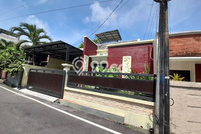HUNIAN EKSKLUSIF! Rumah di Ungasan, 2 KT, Konsep Minimalis, Luas 120m2m² Bangunan 180m2m² HUNIAN EKSKLUSIF! Rumah di Ungasan, 2 KT, Konsep Minimalis, Luas 120m2m² Bangunan 180m2m²