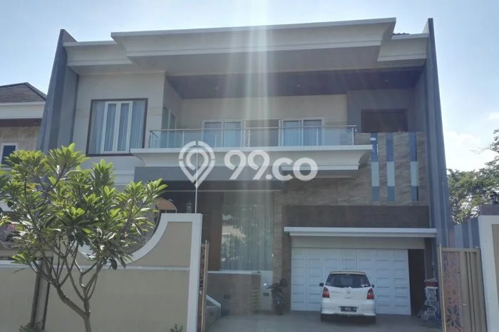 Rumah Luxury Modern Tanpa Renovasi di Graha Padma Semarang Rumah Luxury Modern Tanpa Renovasi di Graha Padma Semarang