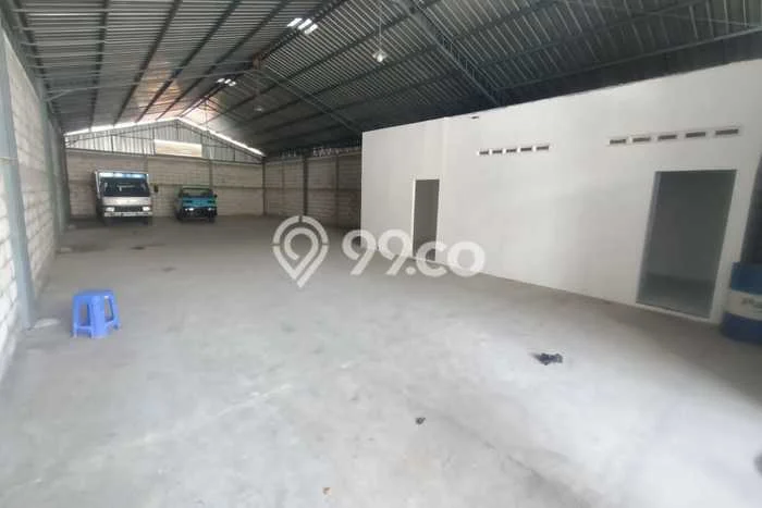 Gudang bagus disewakan di Semarang Barat Semarang dengan LB 220m2 harga sewa terbaik Gudang bagus disewakan di Semarang Barat Semarang dengan LB 220m2 harga sewa terbaik