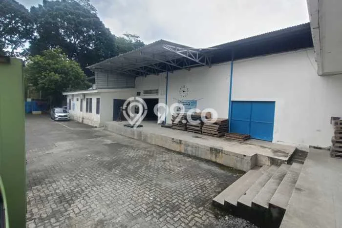 Gudang untuk Disewa di Pusat Semarang Luas Bangunan 1500m2 Gudang untuk Disewa di Pusat Semarang Luas Bangunan 1500m2
