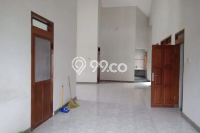 SPECIAL OFFER! Rumah di Tanah Mas, 2 KM, Lingkungan Strategis, LT 240m² Bangunan 200m² SPECIAL OFFER! Rumah di Tanah Mas, 2 KM, Lingkungan Strategis, LT 240m² Bangunan 200m²