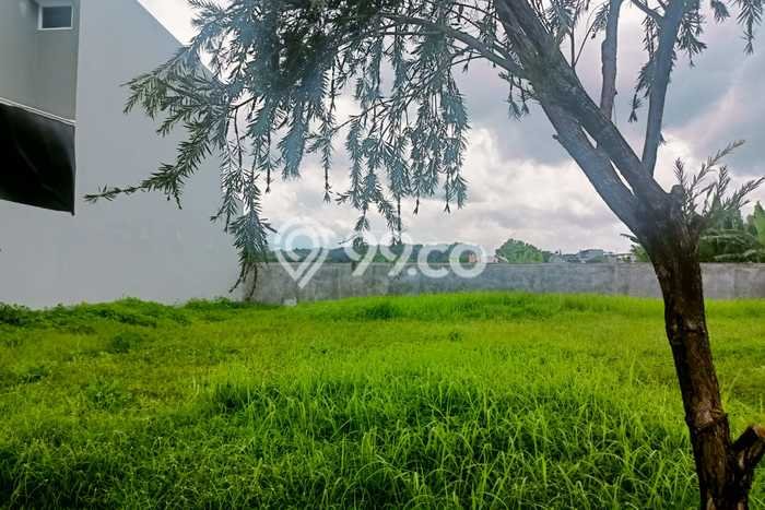 Tanah Dijual Lokasi Strategis di Semarang dengan Luas 180m2 Tanah Dijual Lokasi Strategis di Semarang dengan Luas 180m2