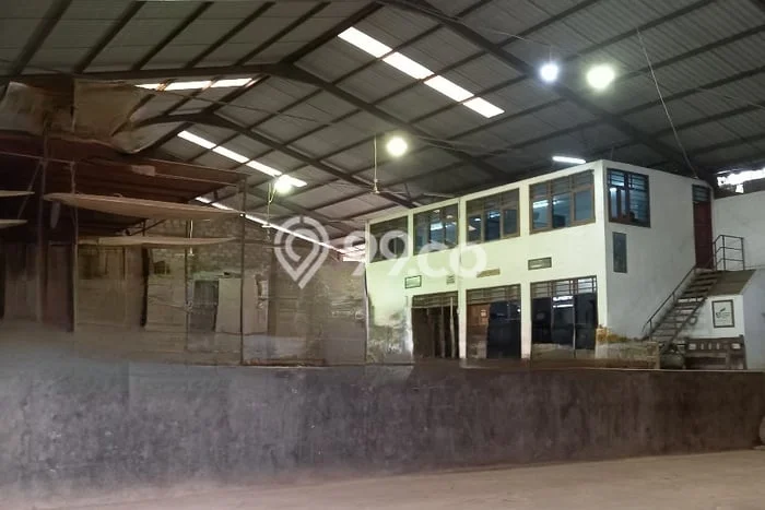 Unit Gudang Disewa Lokasi Tahunan, Jepara Spesifikasi Luas Bangunan 3000m2 Unit Gudang Disewa Lokasi Tahunan, Jepara Spesifikasi Luas Bangunan 3000m2