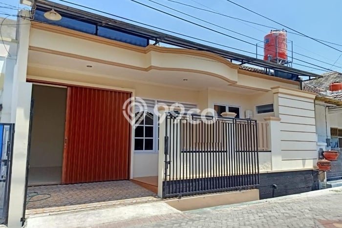 Rumah Sewa Semarang LT 120m2 LB 110m2 Area Tanah Mas Rumah Sewa Semarang LT 120m2 LB 110m2 Area Tanah Mas