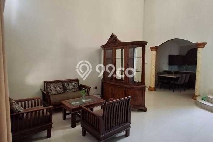 Disewakan! Rumah 3 Kamar Tidur &
2 Kamar Mandi di Sambiroto, Semarang Disewakan! Rumah 3 Kamar Tidur &
2 Kamar Mandi di Sambiroto, Semarang
