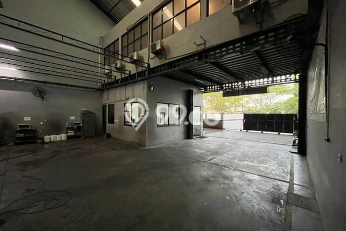 Komersial Strategis di Tanah Mas, Luas 550m², Kawasan Komersial, Lokasi Ramai Komersial Strategis di Tanah Mas, Luas 550m², Kawasan Komersial, Lokasi Ramai