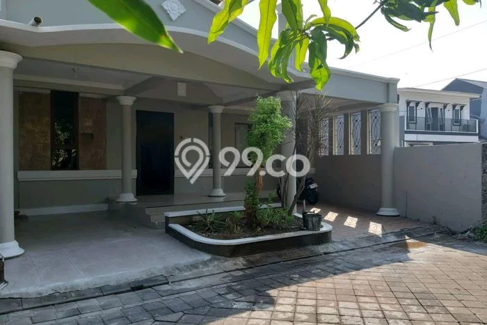 Disewakan! Rumah 3 Kamar Tidur &
3 Kamar Mandi di Kedungmundu, Semarang Disewakan! Rumah 3 Kamar Tidur &
3 Kamar Mandi di Kedungmundu, Semarang