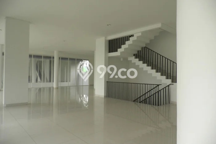 Kantor untuk Disewa di Pusat Tangerang Luas Bangunan 1478m2 Kantor untuk Disewa di Pusat Tangerang Luas Bangunan 1478m2